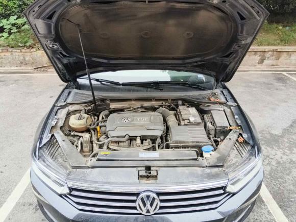 [西安·陕U] 二手大众迈腾2018款 改款 330TSI DSG 豪华型