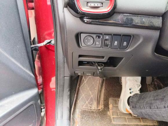 [义乌·浙D] 二手东风风神东风风神AX42017款 1.6L DCT潮尚型