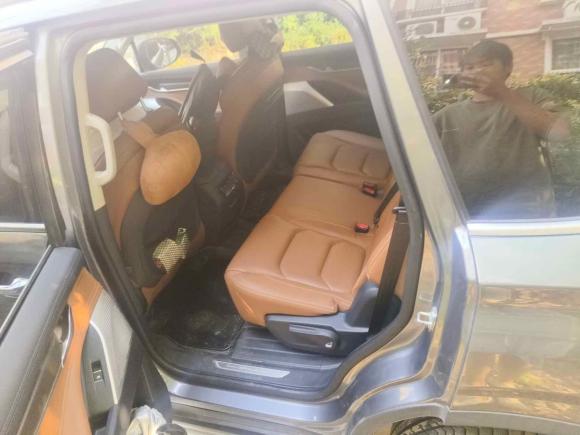 [上海·沪D] 二手上汽大通MAXUS上汽大通MAXUS D902017款 2.0T 自动两驱 天王星