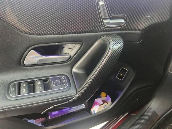 [深圳·粤B] 二手奔驰奔驰A级2020款 A 200 L 运动轿车