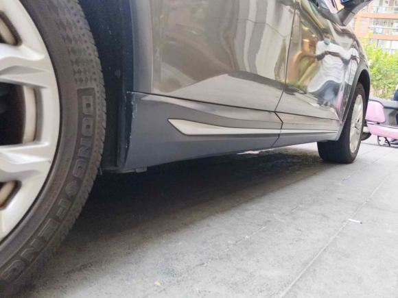 [上海·沪A] 二手蔚来蔚来ES82018款 355KM 基准版 七座版