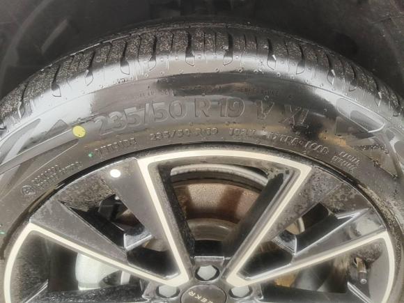 [上海·沪A] 二手极氪极氪X2023款 后驱YOU版 4座