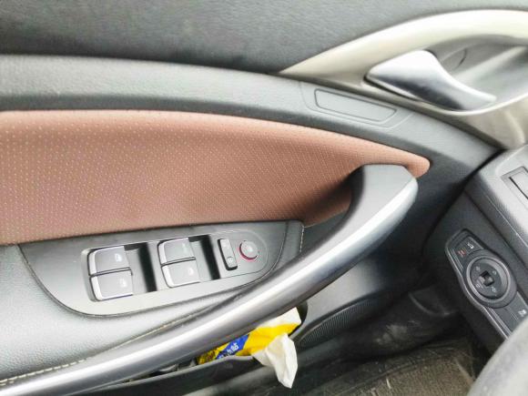 [深圳·晋L] 二手比亚迪宋2016款 盖世版 1.5TI 手动精英型