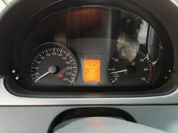 [武汉·鄂A] 二手奔驰威霆2013款 3.0L 精英版