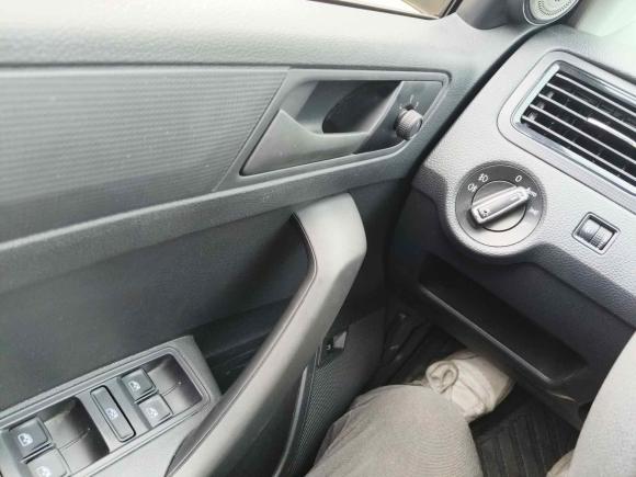 [上海·沪C] 二手大众桑塔纳2021款 1.5L 自动风尚版