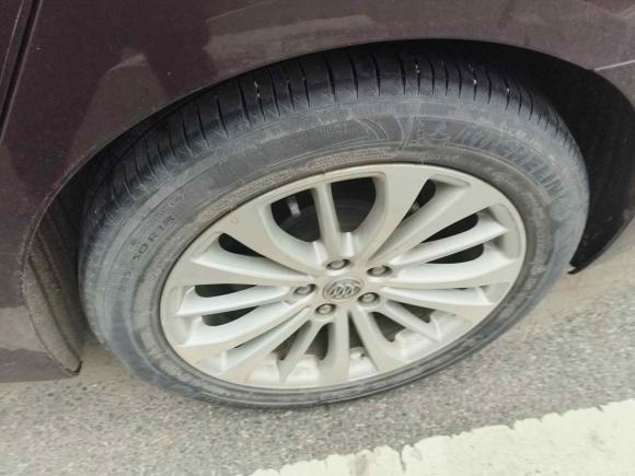 [青岛·鲁B] 二手别克君越2016款 28T 豪华型