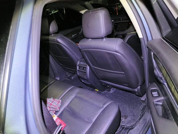 [深圳·粤B] 二手凯迪拉克凯迪拉克XT52018款 25T 豪华型