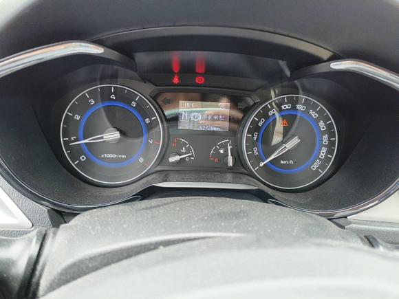 [上海·沪C] 二手长安悦翔V72015款 1.6L 自动乐趣型 国V