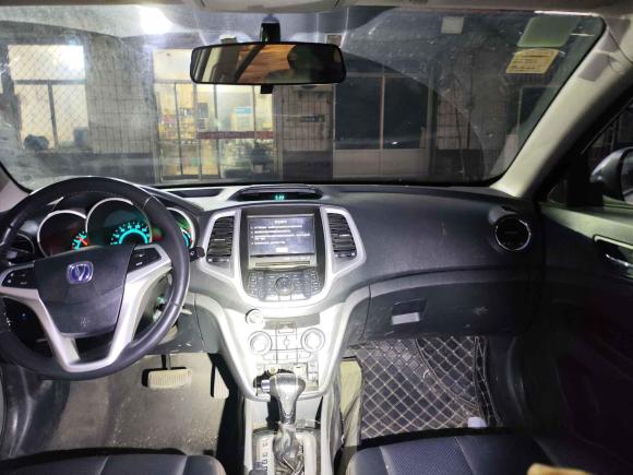 [青岛·鲁B] 二手长安逸动新能源2016款 纯电动豪华型