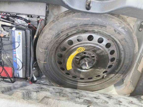 [西安·陕A] 二手克莱斯勒克莱斯勒300C2016款 3.0L 超越版