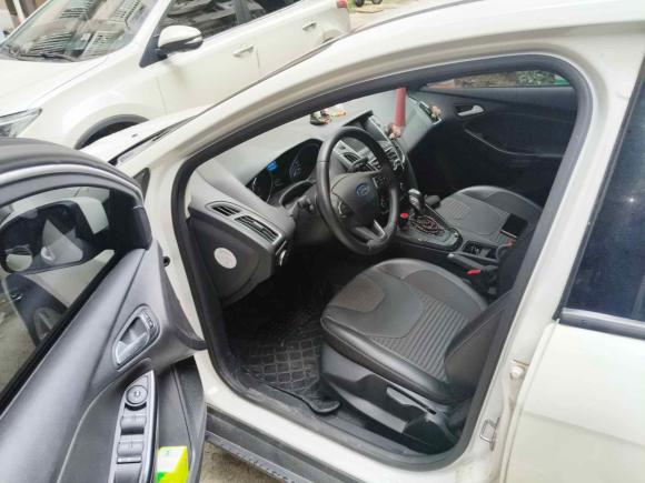 [南京·苏A] 二手福特福克斯2017款 两厢 1.6L 自动风尚型智行版