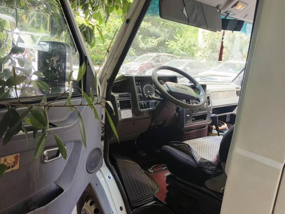 [合肥·皖A] 二手依维柯依维柯得意2014款 2.8T-A40 NJ6604AC43S4