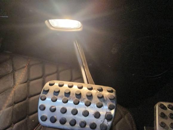 [北京·京L] 二手奔驰奔驰C级2021款 C 200 轿跑车