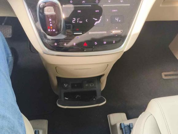 [杭州·浙E] 二手别克别克GL82023款 ES陆尊 尊享型