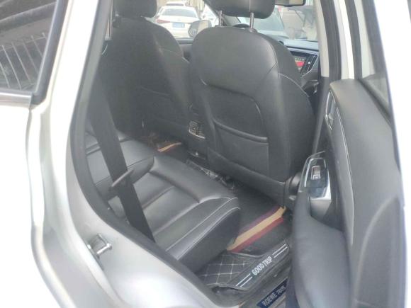 [济南·鲁A] 二手荣威荣威RX52016款 30T 两驱自动互联网智享版