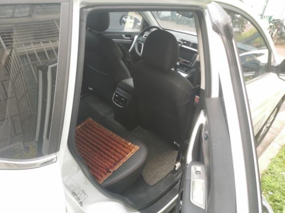 [上海·黑D] 二手哈弗哈弗M62019款 1.5T DCT两驱精英型 国VI