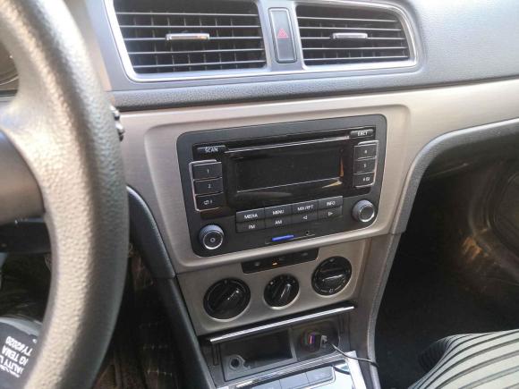 [常州·苏D] 二手大众朗逸2013款 1.6L 手动舒适版