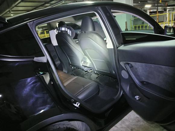 [上海·沪A] 二手特斯拉Model Y2023款 后轮驱动版