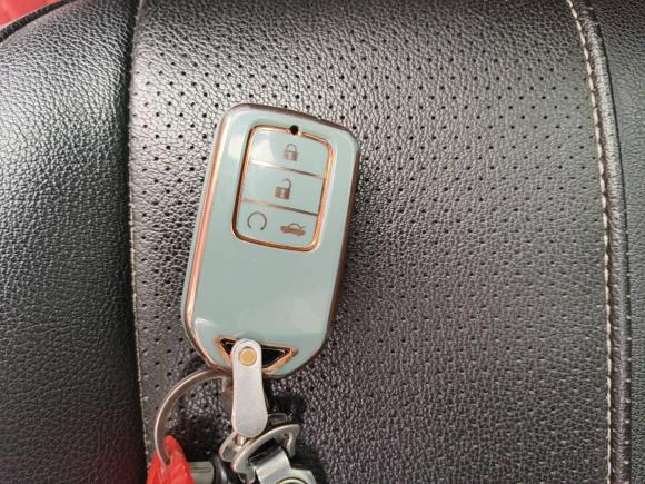 [济南·鲁A] 二手本田思域2016款 220TURBO CVT豪华版