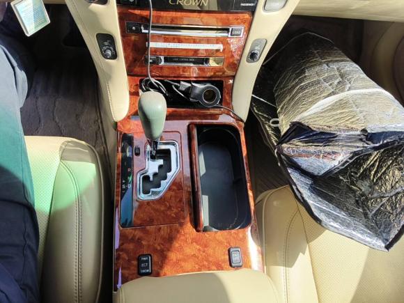 [北京·京M] 二手丰田皇冠2007款 2.5L Royal 导航版