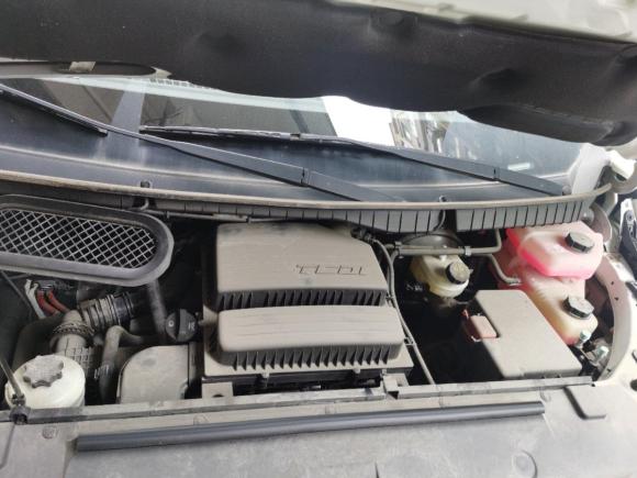 [温州·浙C] 二手上汽大通MAXUS上汽大通MAXUS V902020款 2.0TAMT运杰版前驱后单胎短轴中顶6座