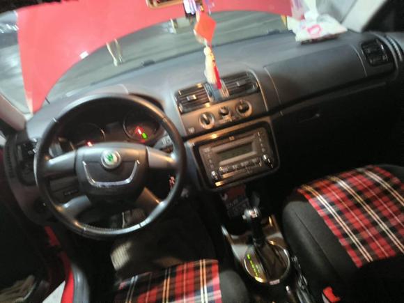 [上海·沪C] 二手斯柯达晶锐2012款 1.6L 自动酷黑版