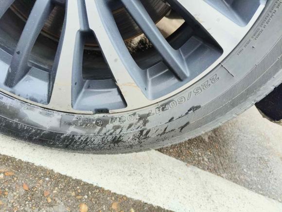 [南昌·赣A] 二手广汽传祺传祺M82021款 改款 领秀系列 390T 豪华版