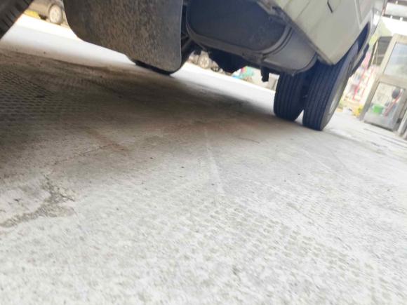 [杭州·浙A] 二手依维柯依维柯得意2014款 2.5T-A35 NJ6484ACM47Z4