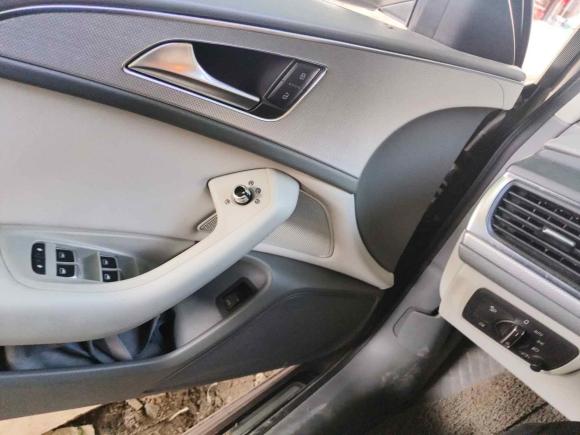[上海·沪E] 二手奥迪奥迪A6L2012款 TFSI 标准型