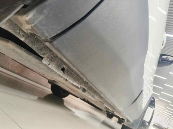 [上海·闽J] 二手标致标致50082017款 380THP 7座豪华版