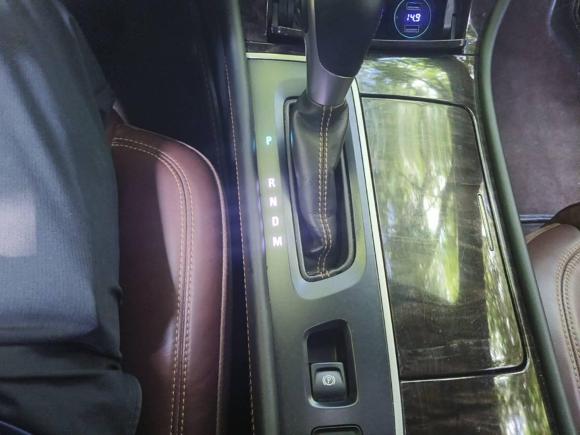 [武汉·鄂A] 二手别克君越2013款 2.4L SIDI精英舒适型