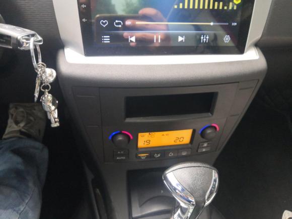 [无锡·苏B] 二手雪铁龙雪铁龙C42009款 1.6T 豪华版