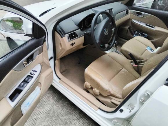 [嘉兴·浙F] 二手别克凯越2013款 1.5L 自动经典型