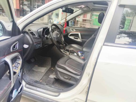 [苏州·苏U] 二手奇瑞瑞虎52016款 2.0L CVT家尊版