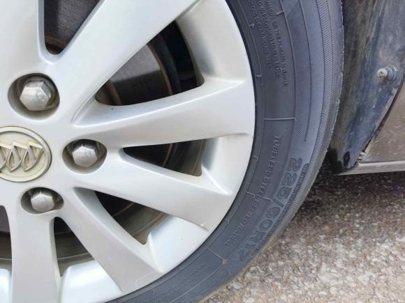 [义乌·浙G] 二手别克别克GL82015款 2.4L 豪华商务尊享版