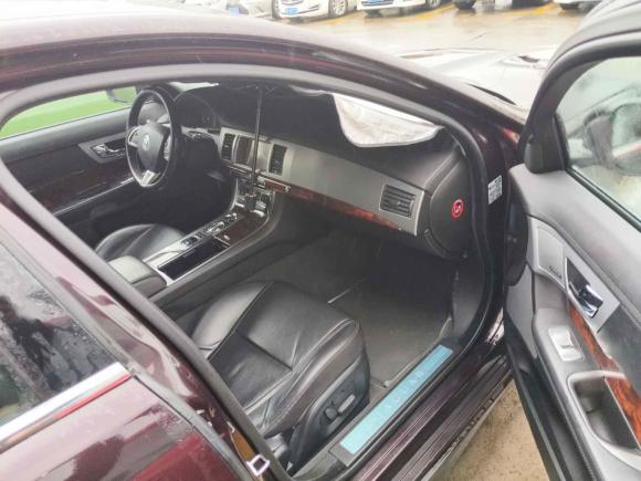 [上海·沪F] 二手捷豹捷豹XF2013款 XF 3.0 SC 豪华版