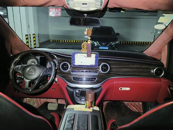 [青岛·鲁B] 二手奔驰奔驰V级2018款 V 260 领航版 国V