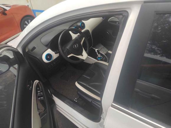 [上海·沪A] 二手江汽集团江淮iEV2015款 iEV5