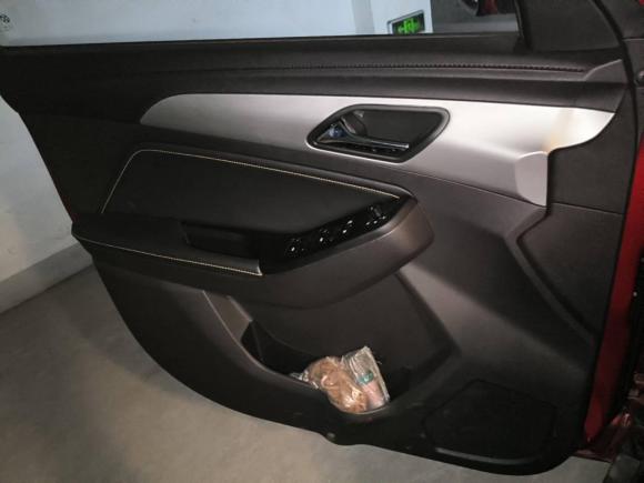 [无锡·苏B] 二手北京汽车北京X32021款 1.5T CVT荣耀版