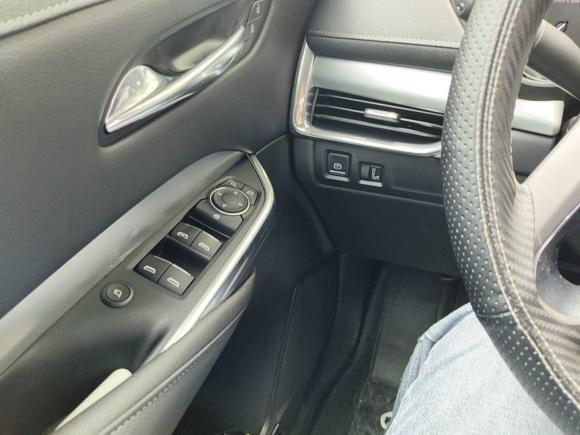 [苏州·苏U] 二手凯迪拉克凯迪拉克XT42020款 28T 两驱领先型