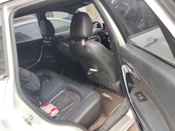 [武汉·鄂A] 二手奔腾奔腾X802015款 1.8T 自动运动型