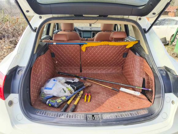 [武汉·鄂A] 二手众泰众泰SR92017款 2.0T 自动极致之光版