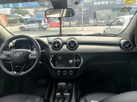 [南京·苏L] 二手东南东南DX32018款 1.5T CVT尊贵型