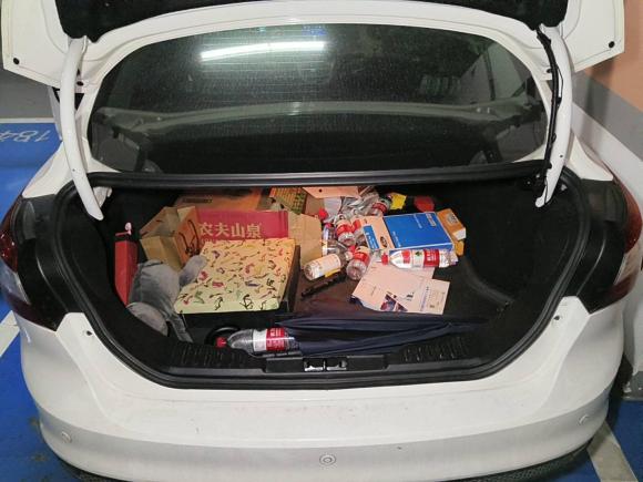 [成都·川A] 二手福特福克斯2012款 三厢 1.6L 自动风尚型