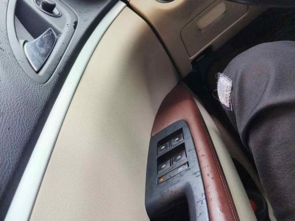 [上海·浙C] 二手别克别克GL82014款 2.4L LT豪华商务行政版