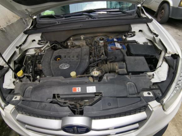 [广州·桂L] 二手奔腾奔腾X802015款 2.0L 手动豪华型