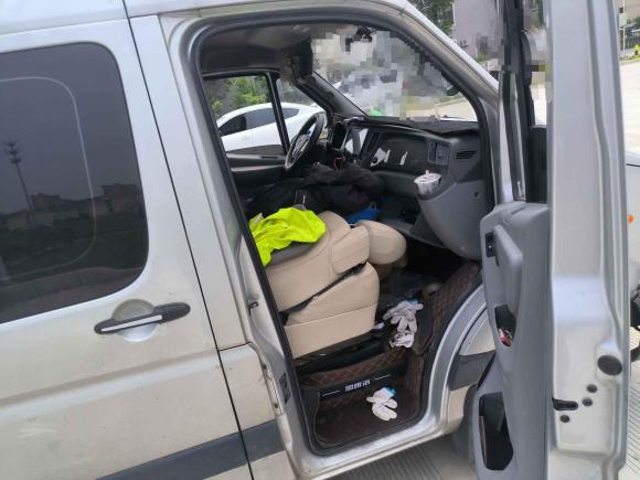 [苏州·苏E] 二手福田图雅诺2021款 2.0T手动通途短轴平顶5/6座4F20TC3