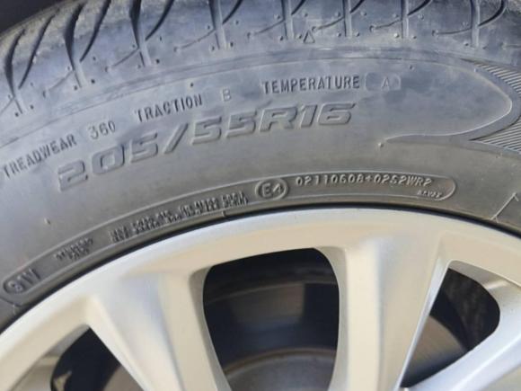 [南昌·赣A] 二手荣威荣威i52020款 1.5L 自动4G互联领豪版