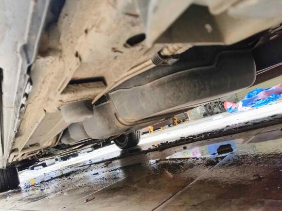 [广州·粤A] 二手奔驰威霆2016款 2.0T 商务版