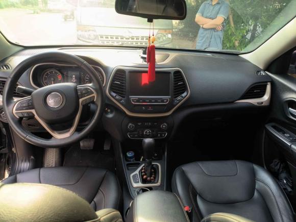 [台州·浙J] 二手Jeep自由光2017款 2.4L 领先智能版